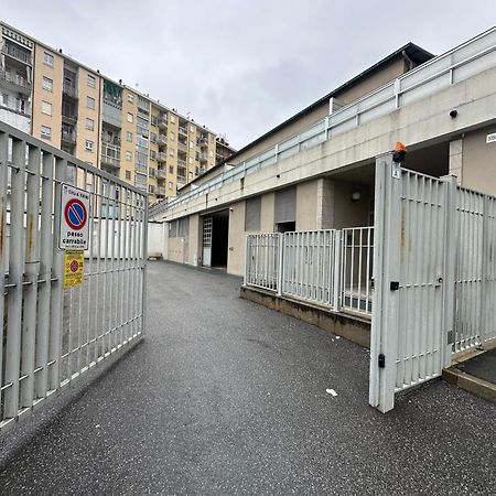 Stadio Olimpico Torino - Parcheggio Privato Buitenkant foto
